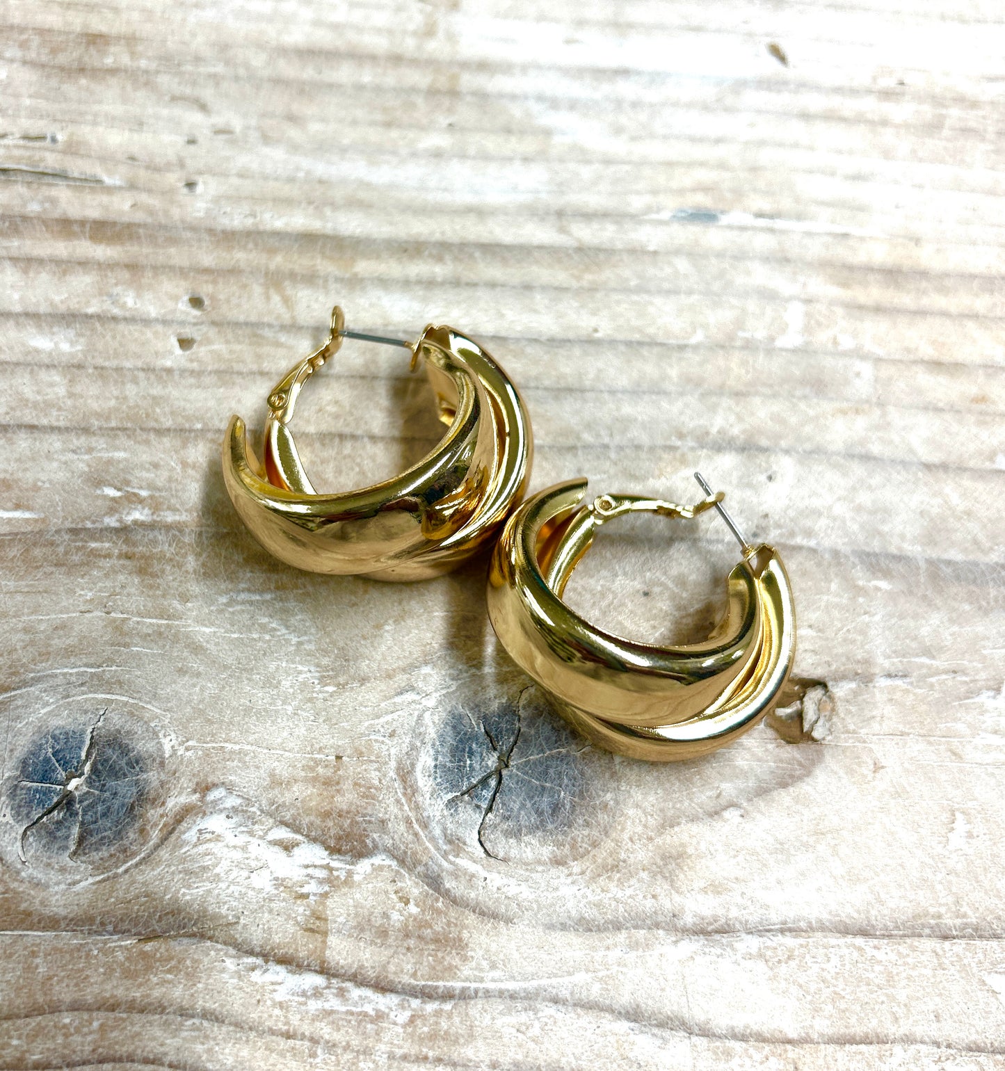 Alloy twisted gold hoop earrings